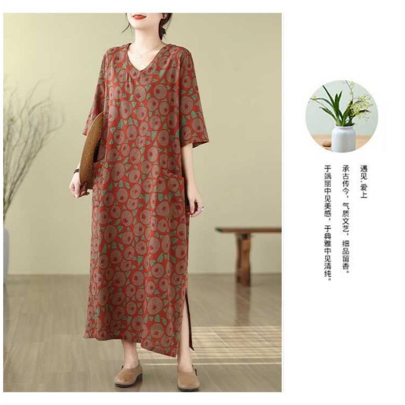 Literary Retro Vacation Style Enlarged Thin V-neck Long Skirt