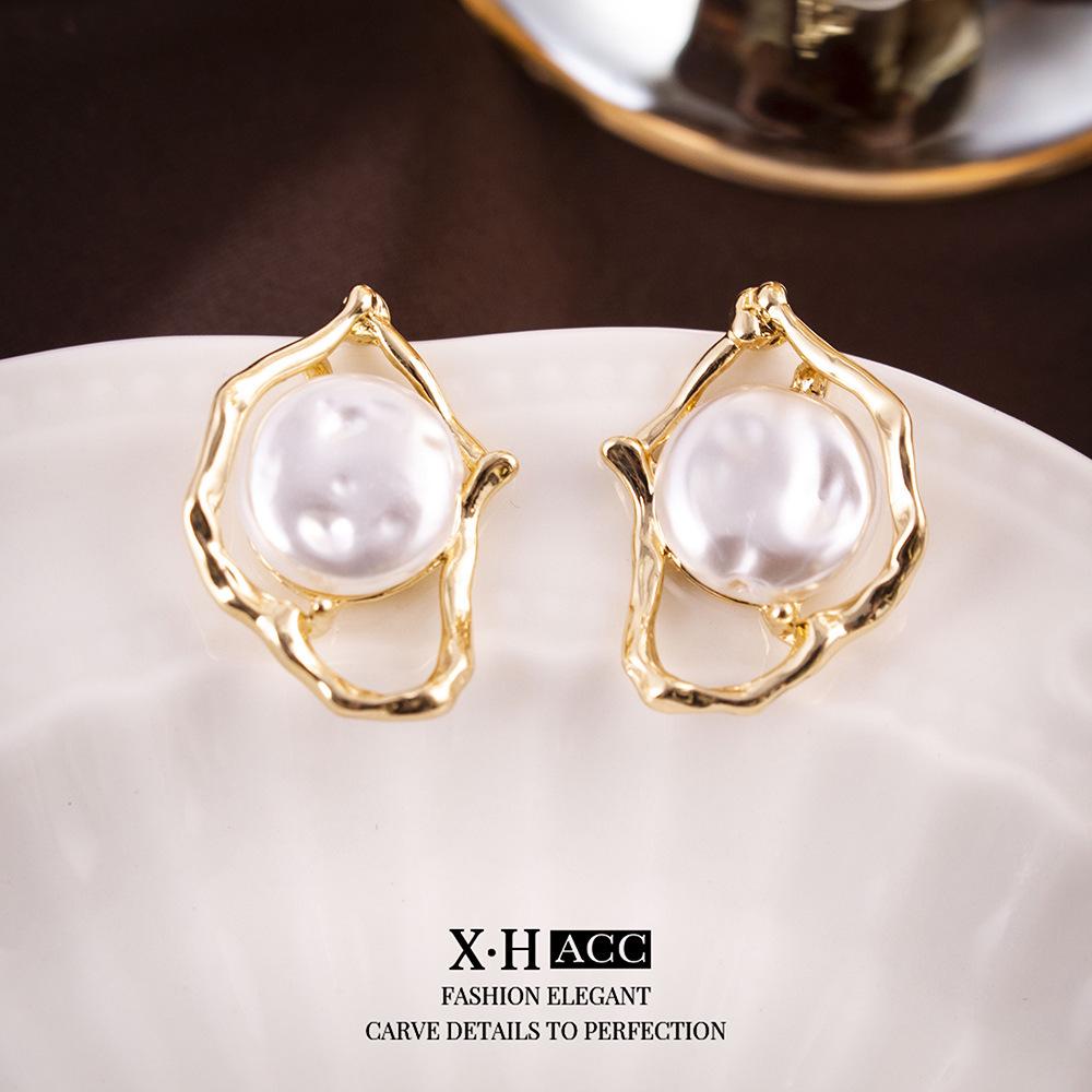 

Елегантні французькі сережки-квіти з перлів Срібна голка : Вишукана, Розкішна, Легка Мода для Жінок