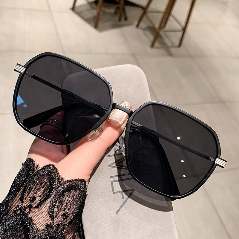 Large Frame Ultra-Light Sunglasses High-End Sunglasses Slimming Sunglasses