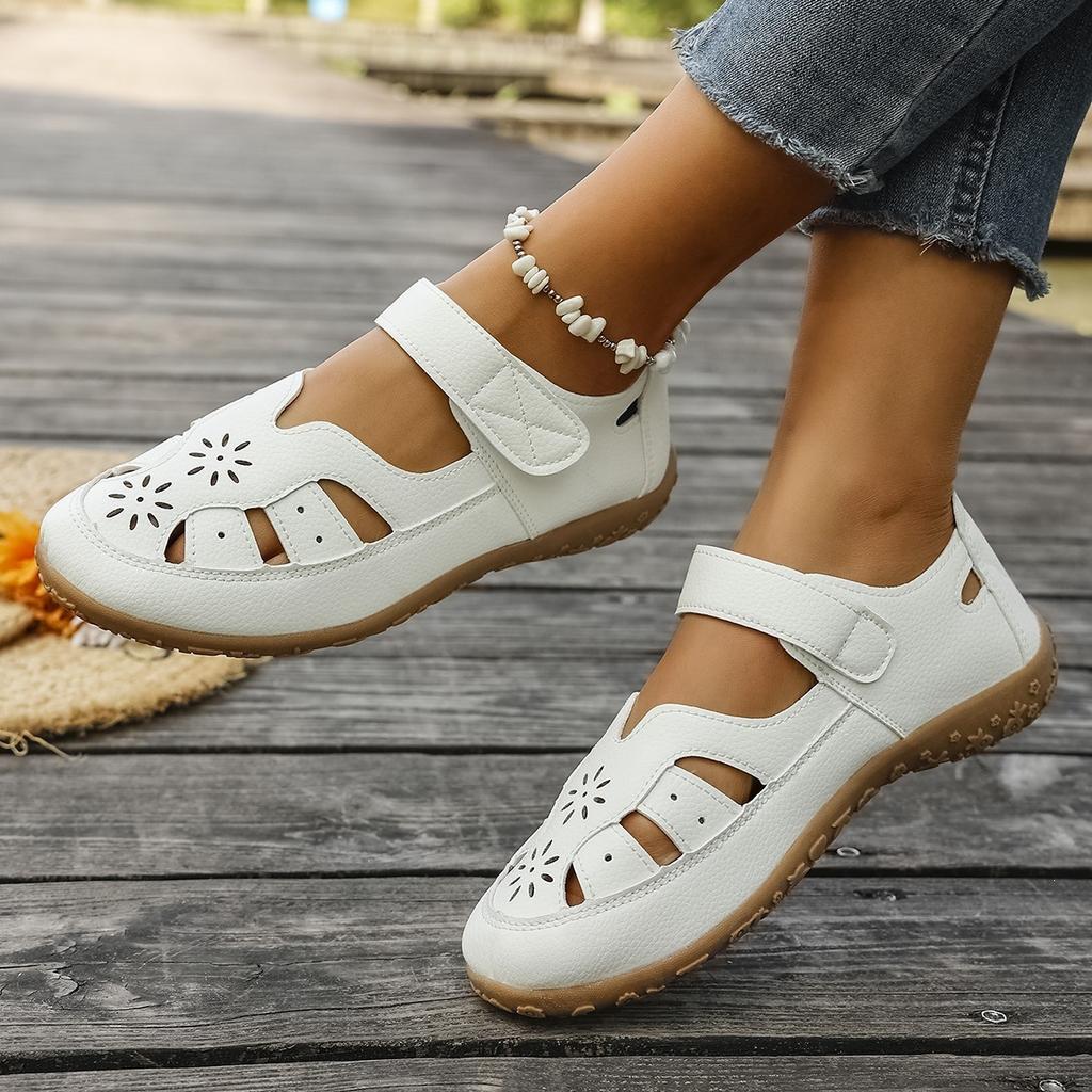 Anti-slip Shoes, Large Size, Flat Bottom, Casual Sandals, Women's, New Style with Openwork Design