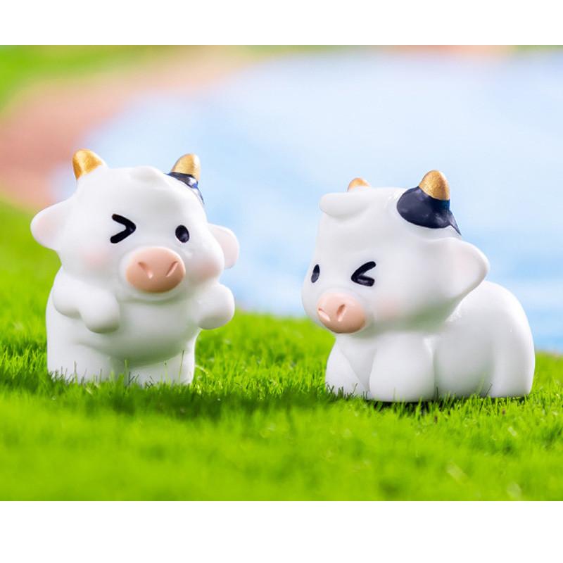 Creative Cartoon Style Resin Brave Little Cow Blind Box Car Decoration Miniature Figurine
