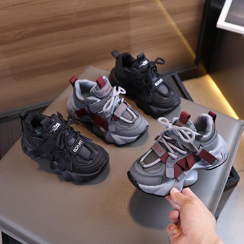 Boys and girls children's sports shoes 2025 autumn new running shoes breathable mesh Velcro soft-soled dad shoes