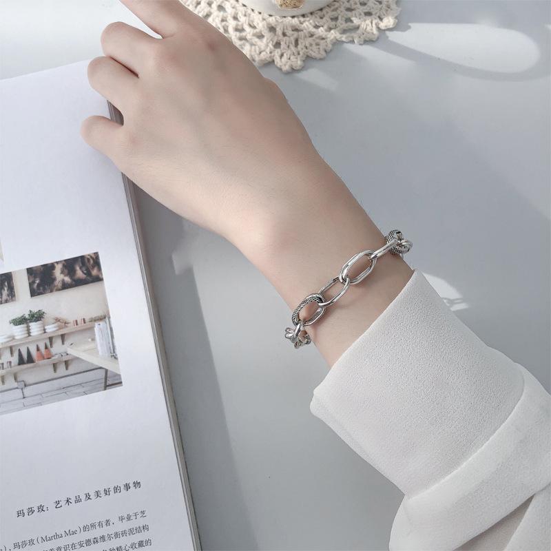 Trendy Retro Stackable Bear Bracelet for Women Electroplated Thai Silver