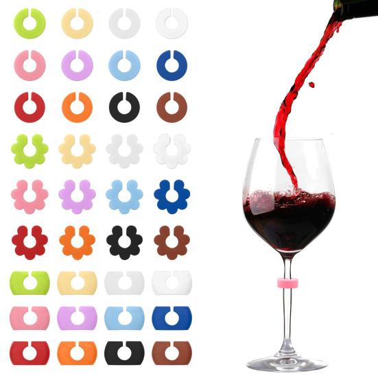 12Pcs Silicone Wine Glass Markers Color Random Wine Glass Identifier Rings Juice Beverage Wine Glass Labels Tags for Parties Receptions Weddings