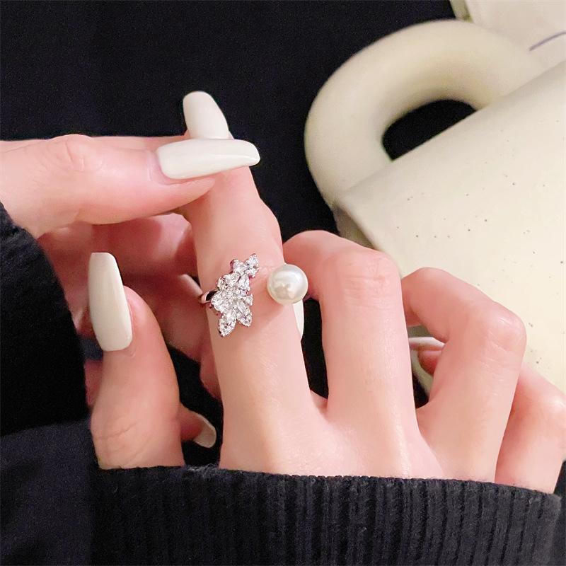 French Medieval Personality Retro Brushed Vintage Pearl Open Ring Light Luxury High Sense Niche Ring Woman