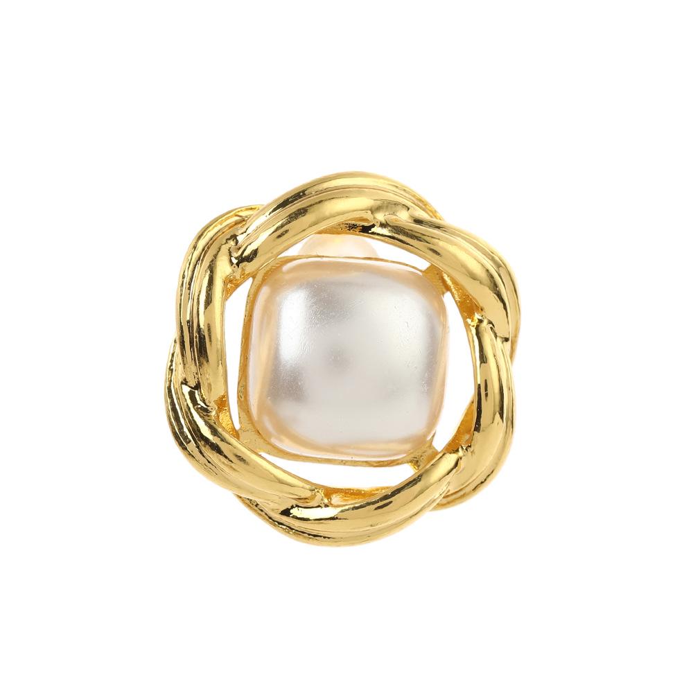 French Braided Twisted Faux Pearl Stud Earrings: Light Luxury Versatile Design