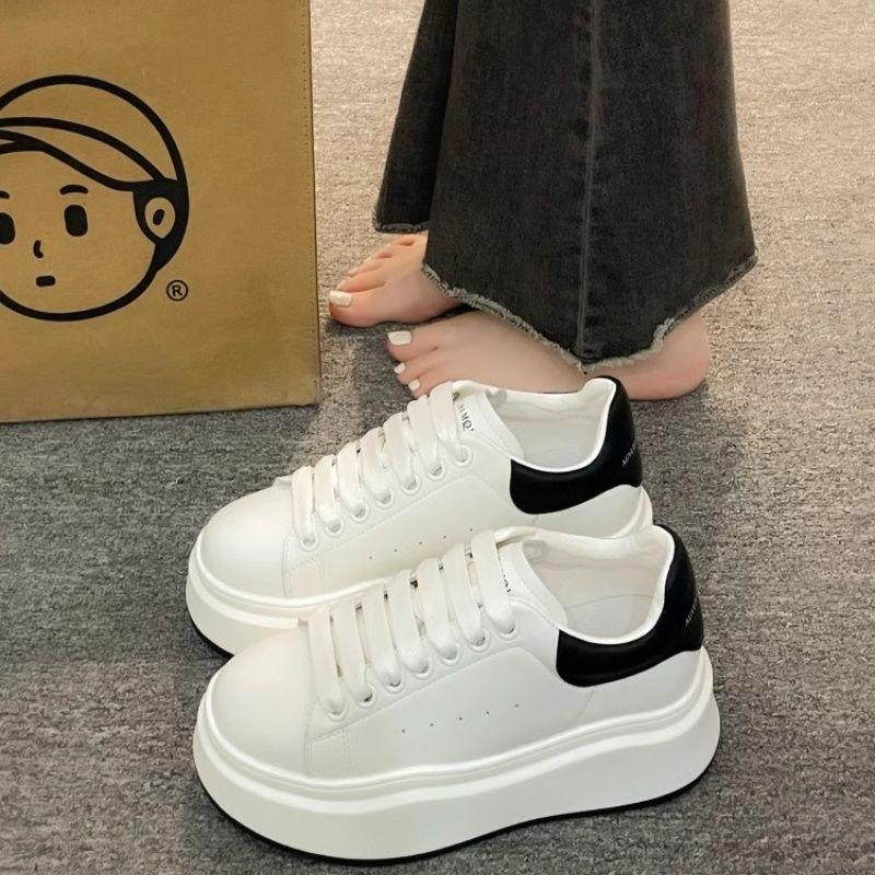 Platform White Shoes Women's Spring 2025 New Board Shoes Versatile Small Casual Shoes Heightening Niche Sports Shoes
