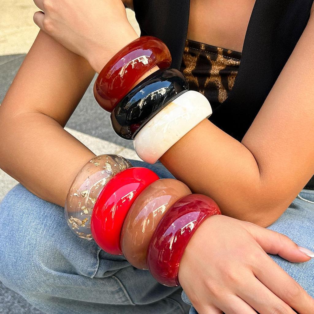 Vintage Resin Cuff Charms Bracelet Bangles for Women Hip Hop Acrylic Wide Irregular Geometric Bangle Party Jewelry Wrist On Hand