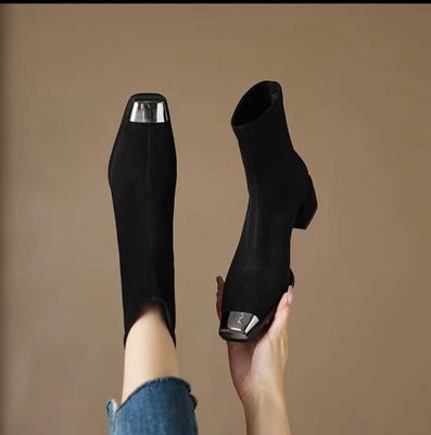 2025 neue Schuhe mit eckiger Spitze, dünn, dicker Absatz, koreanische Version, modische elastische dünne Stiefel, einfach zu tragen und zu laufen, dünne Stiefel, Herbst und Winter