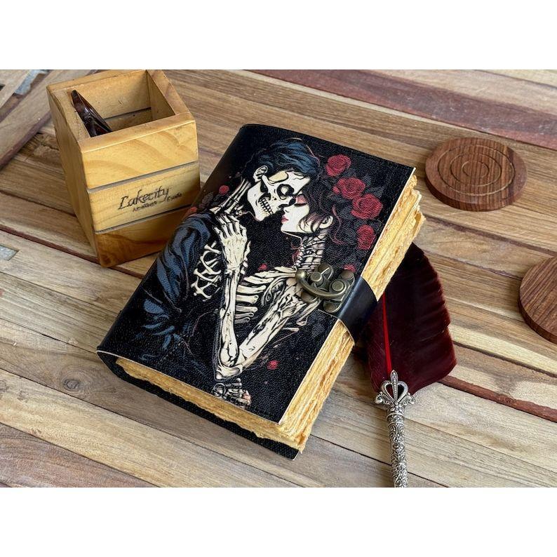 Handmade Leather Skull Lover journal Wiccan Pagan journal grimoire book of shadows For men women Traveling Sketchbook birthday gift