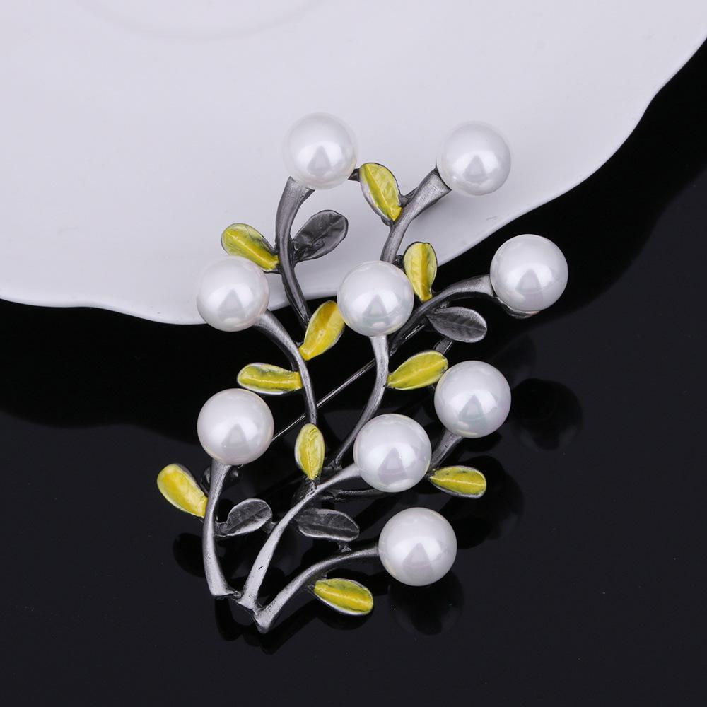 Alloy Retro Brooch, High-End Light Luxury Clothing Accessories, High-End Brooch, Pearl Brooch, Pin Jewelry