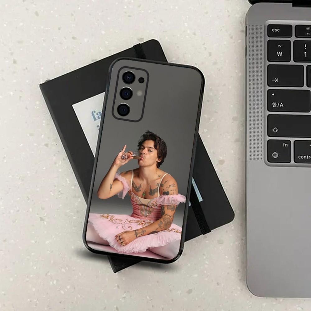 Sänger H-Harry-Styles-S Handyhülle Für Samsung S24,S21,S22,S23,S30,Ultra,S20,Plus,Fe,Lite,Note,10,9,5G Schwarze Weiche Hülle