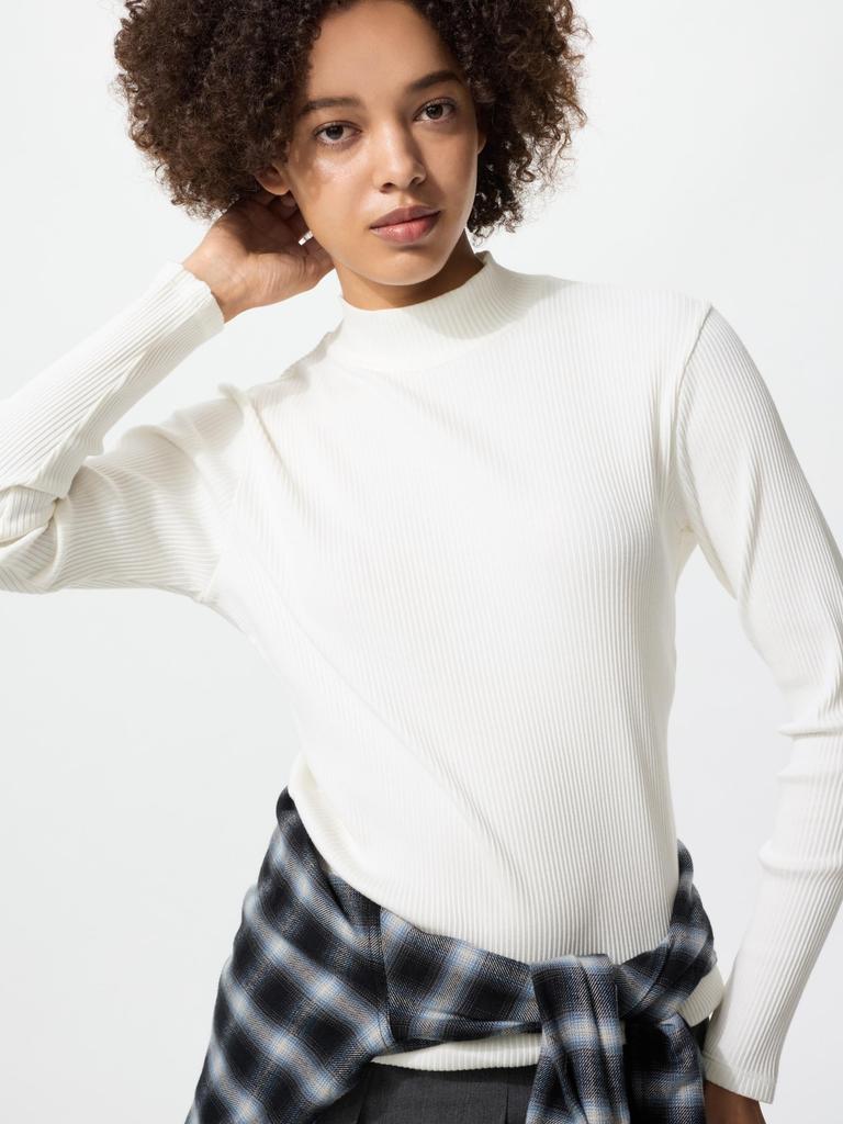 Uniqlo Lip High Neck T  Long Sleeve 