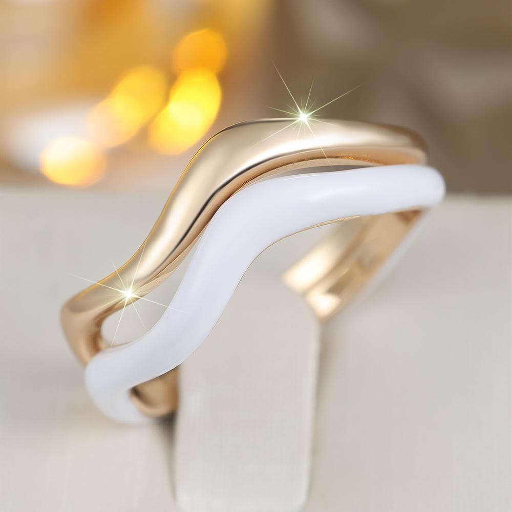 Women's Fashion Wavy Ring Set Thick Golden Band Minimalist Wave Jewelry Set Irregular Stacking Ring