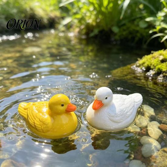 Resin Duck Figurine for Gardens Floating Figurine, Realistic Yellow Statue, Simulation Animal Decorative Garden Ponds Ornament Outdoor Pond,
