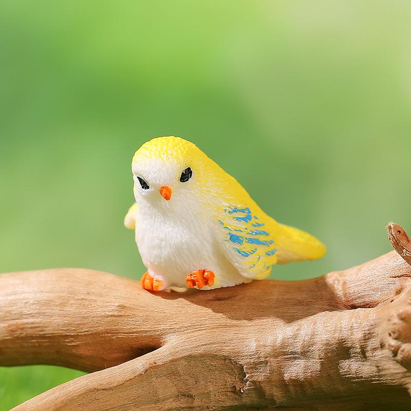 Moss Micro Landscape Succulent Accessories: Cute Cartoon Bird Resin Figurine for Gardening