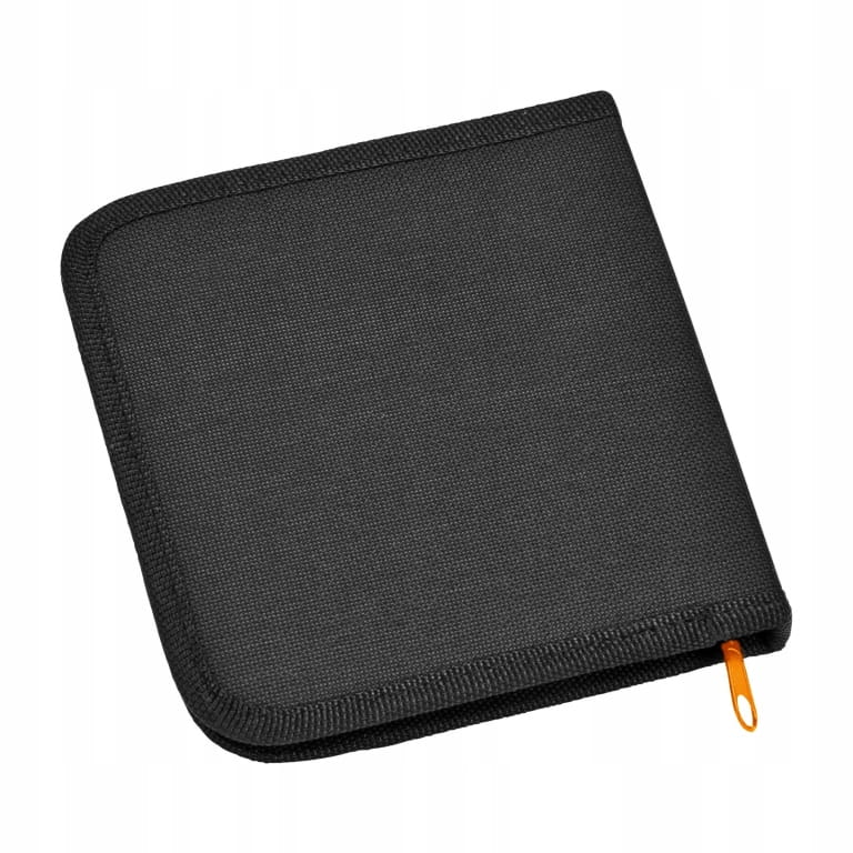 Small handy sewing kit