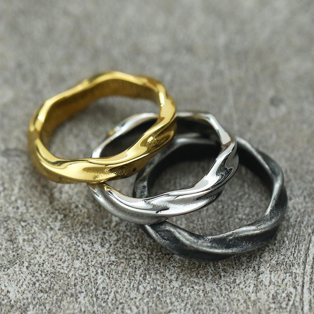 Punk Fashion Stainless Steel Twist Simple Ring for Women Vintage Simple Couples Finger Ring Men Biker Jewelry