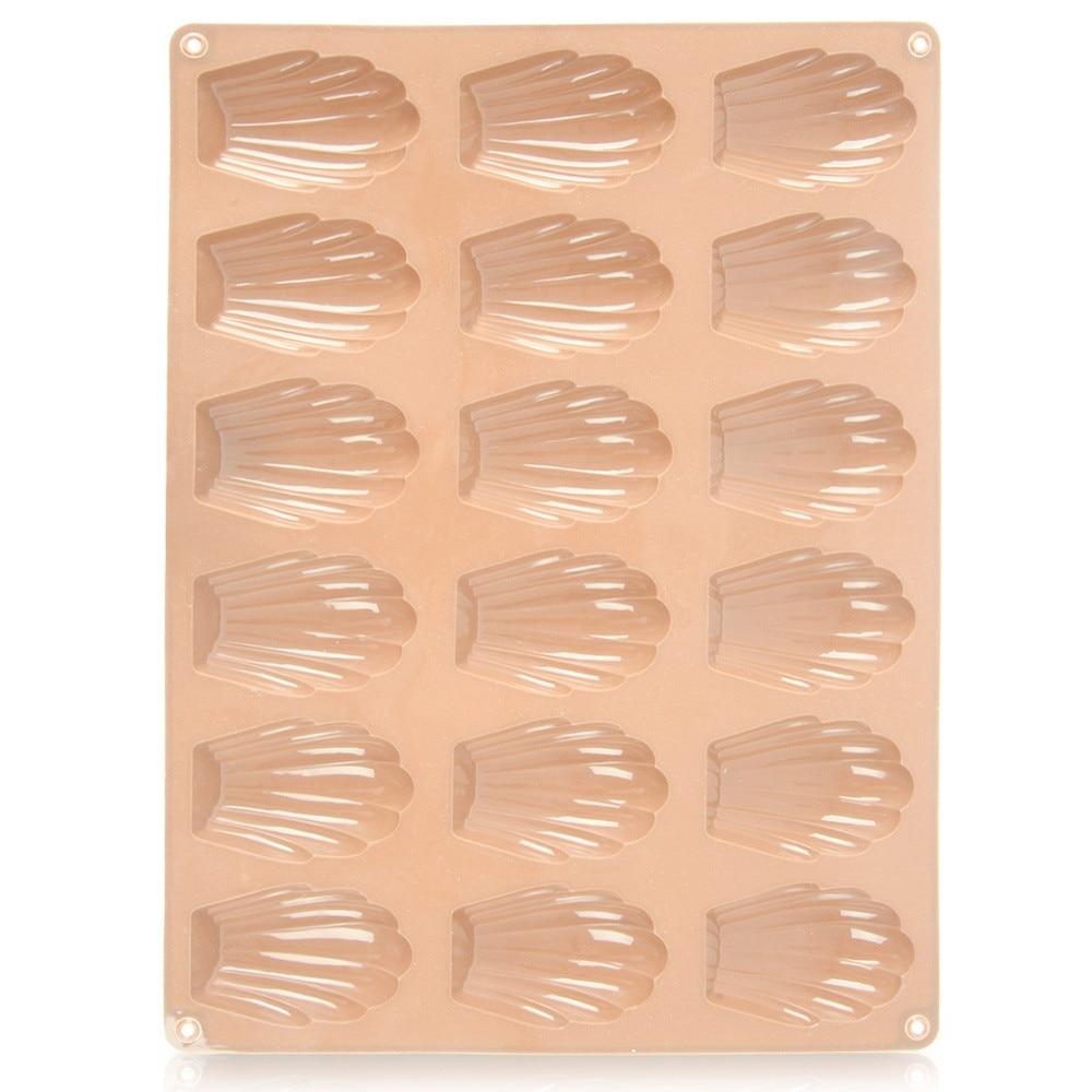 Silicone Madeleine Cookie Mold Shell Chocolate Baking Tray Nonstick Flexible 18-Cavity 32x24.5x2cm Beige