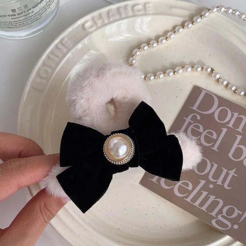 Sweet Bowknot Plush Hair Claw Clip New Classic Small Hair Clips Barrettes Hairgrips Headdress For Female Winter Hair Accessories