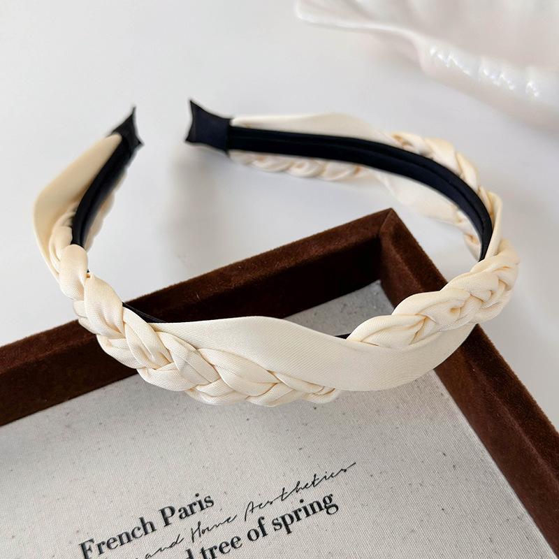 

Новые ретро атласные повязки на голову с перекручиванием и перекрещиванием для женщин и девушек, темпераментный обруч для волос, однотонная повязка для волос, модные женские аксессуары для волос