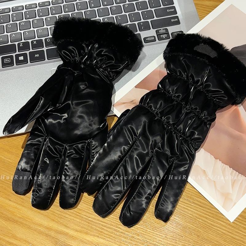 Warm gloves autumn and winter ladies cute cycling electric car cold-proof piled thickened windproof cotton gloves