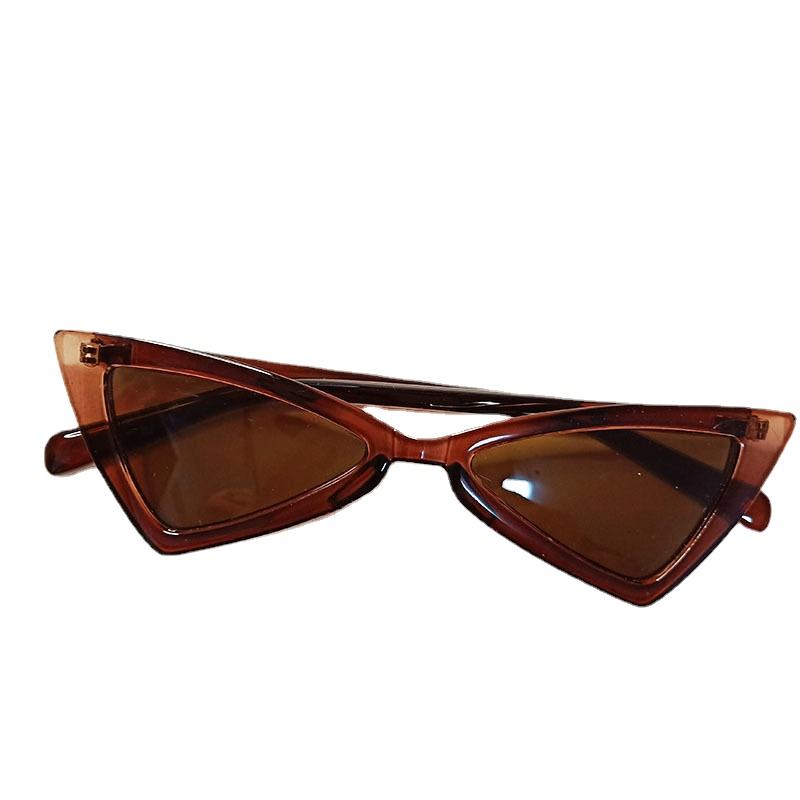 Sexy Cat Eye Triangle Sunglasses Retro Female UV400 Sun Glasses Streetwear Fashion Trendy Eyewear
