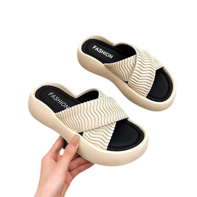 Fashion Foldable Thick Bottom Cross Step Sensation Fashionable Outdoor Sandal Women's Summer 2025 New Style Beach Soft Bottom Flip Flops