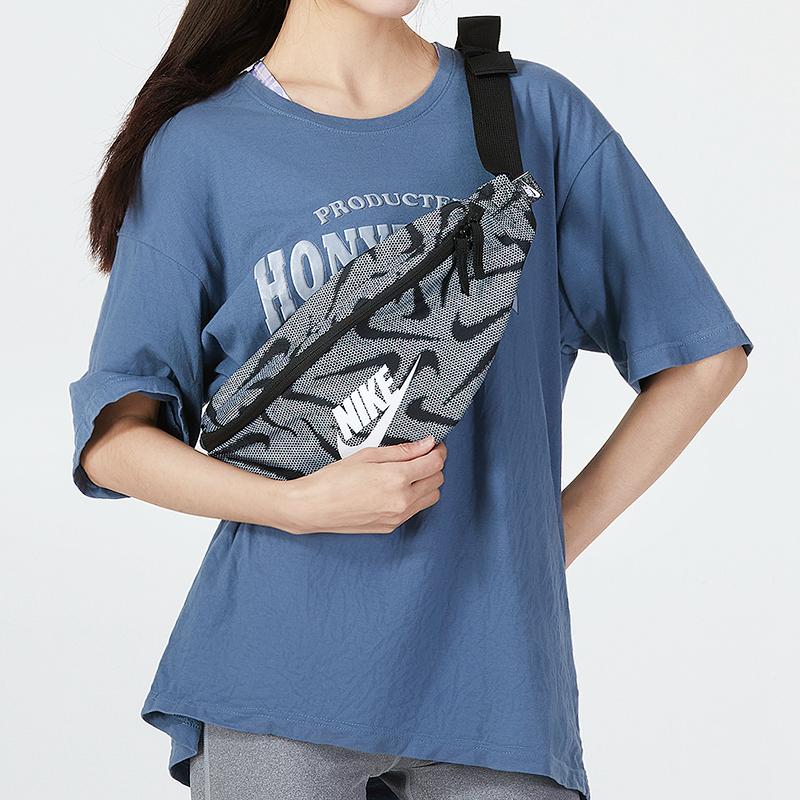 Nike Fabric Shoulder Bag Crossbody Bag Fanny Pack Regular Unisex Black Casual DQ5605-010