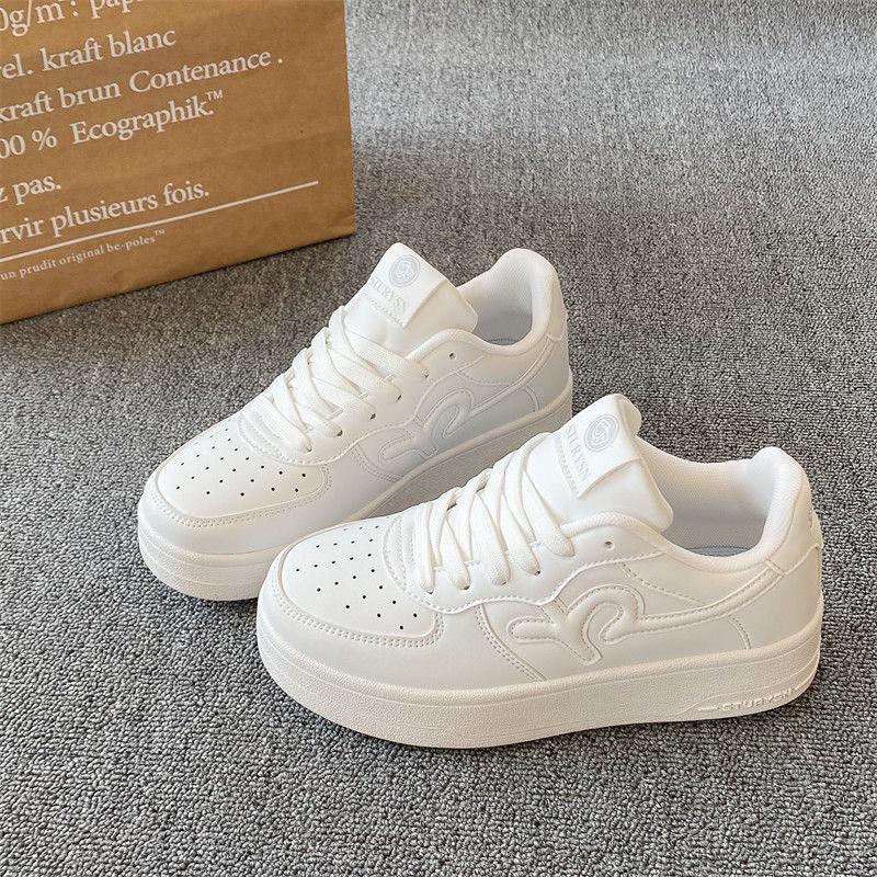 

Hong Kong style thick baseplate shoes women s ins trendy versatile little white shoes 2025 summer new student leisure sports moral training shoes 35