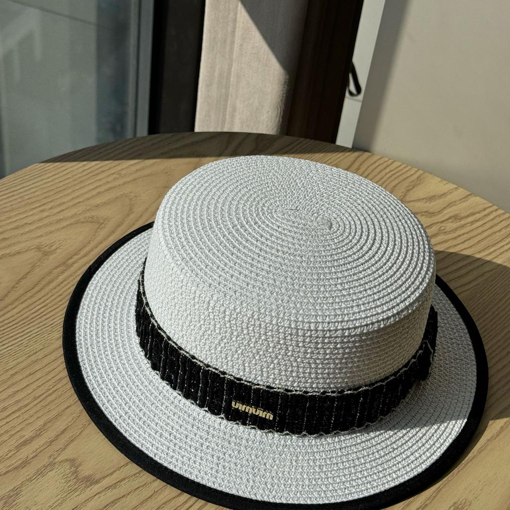 Holiday Straw Hat Women's New Casual Webbing Flat Top Hat Versatile Sunscreen Visor