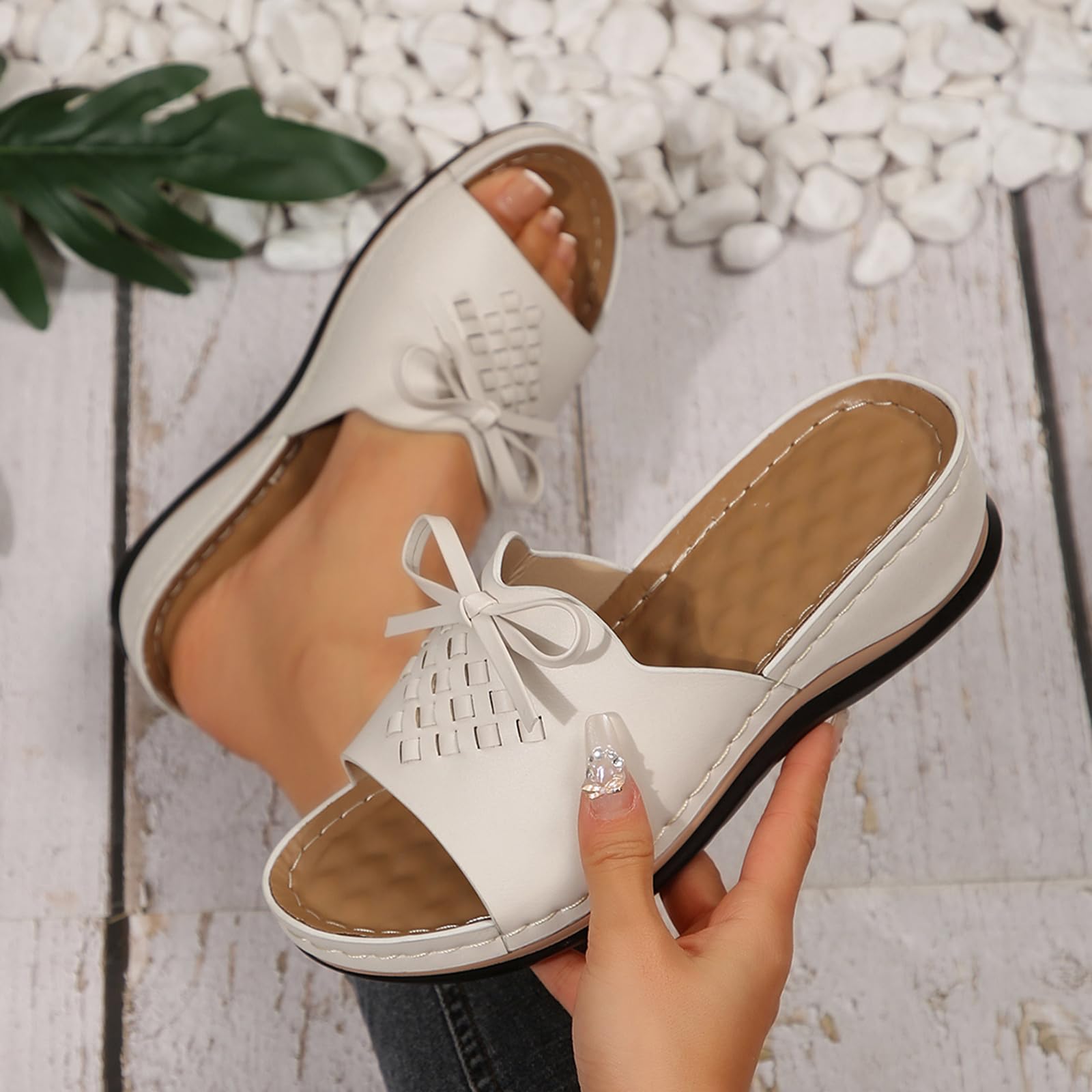 Ladies casual coarse heel sandals versatile round toe slippers for wearing outside 36 бежевый 1700₽
