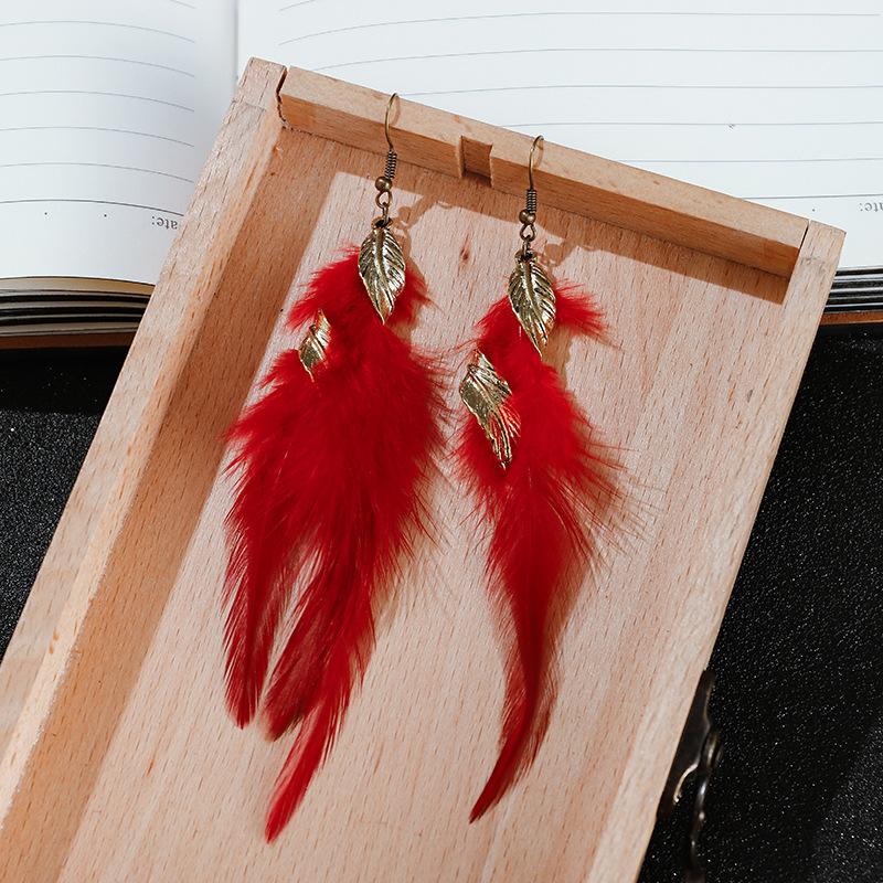 Bohemian Vintage Long Exaggerated Irregular Feather Earrings for Women Ethnic Gold Color Twist Leaf Asymmetry Earrings Jewelry красный
