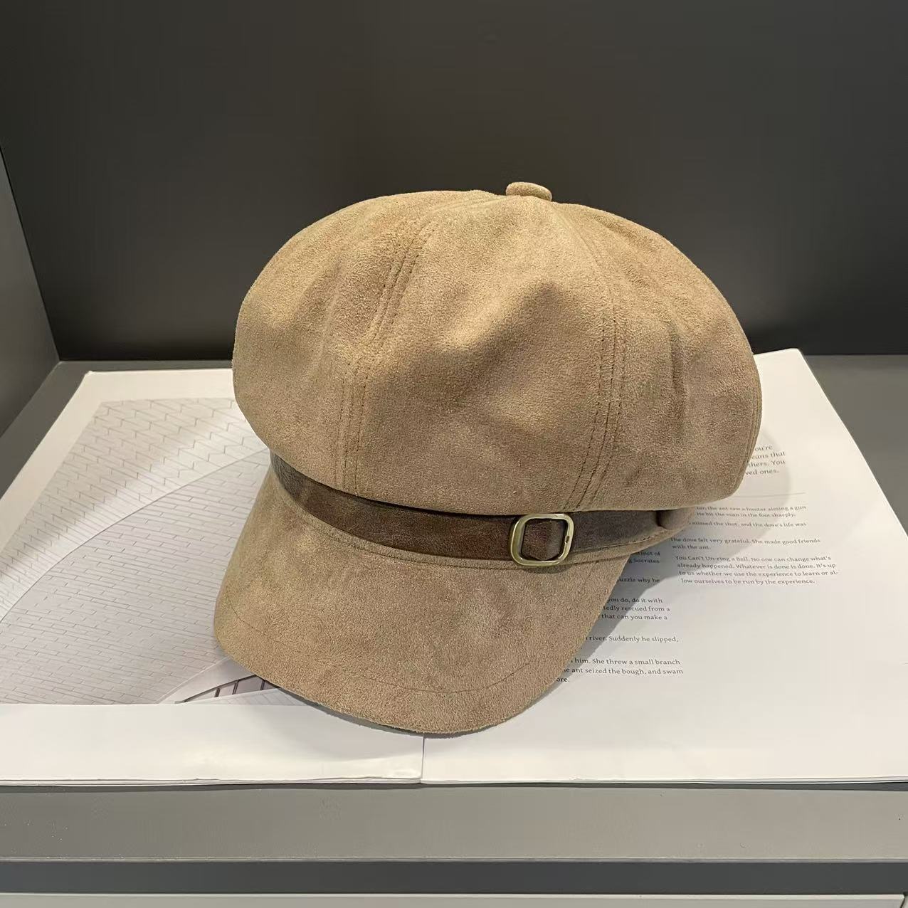 

Осень и Зима Новый Стиль Замша Ретро Берет Женский Корейский Стиль Старомодный Темперамент Модный Лицо Маленькая Восьмиугольная Шляпа M（56-58cm）