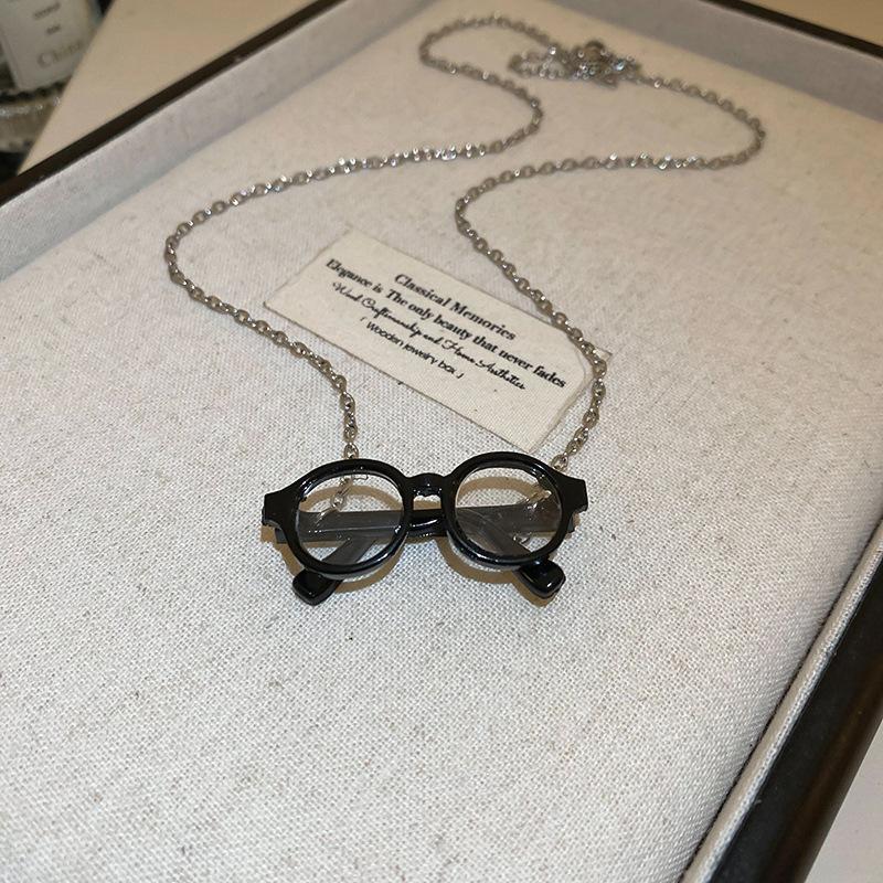Copper Bamboo Chain Magnetic Glasses Clip Necklace Minimalist Retro Pendant Women's Trendy Fashion Jewelry