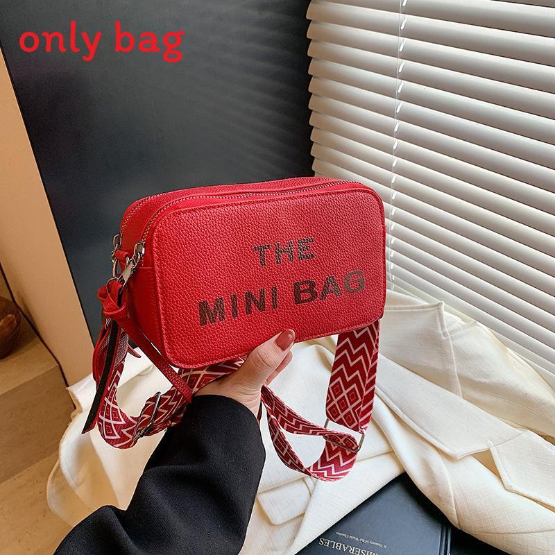 Simple Solid Color Gold Letter Printed Women Large Capacity Casual Shoulder Bag For Casual Daily Use