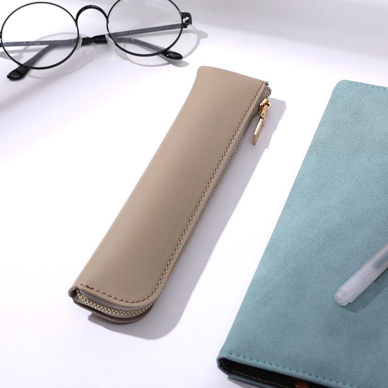 Pencil Case, Fresh Leather Mini Pen Case, Creative and Simple Design, 3-4 Capacity