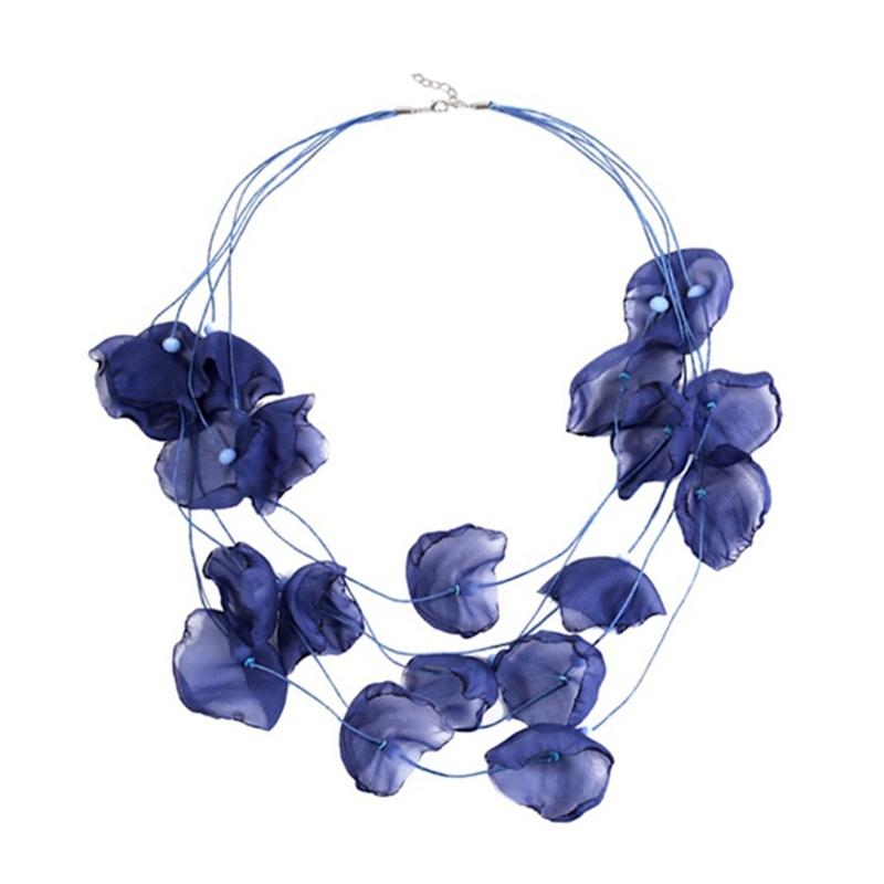 

Multilayer Fabric Petal Necklace Cloth Collar Flower Statement Choker Necklace for Women Exaggerated Flower Necklace