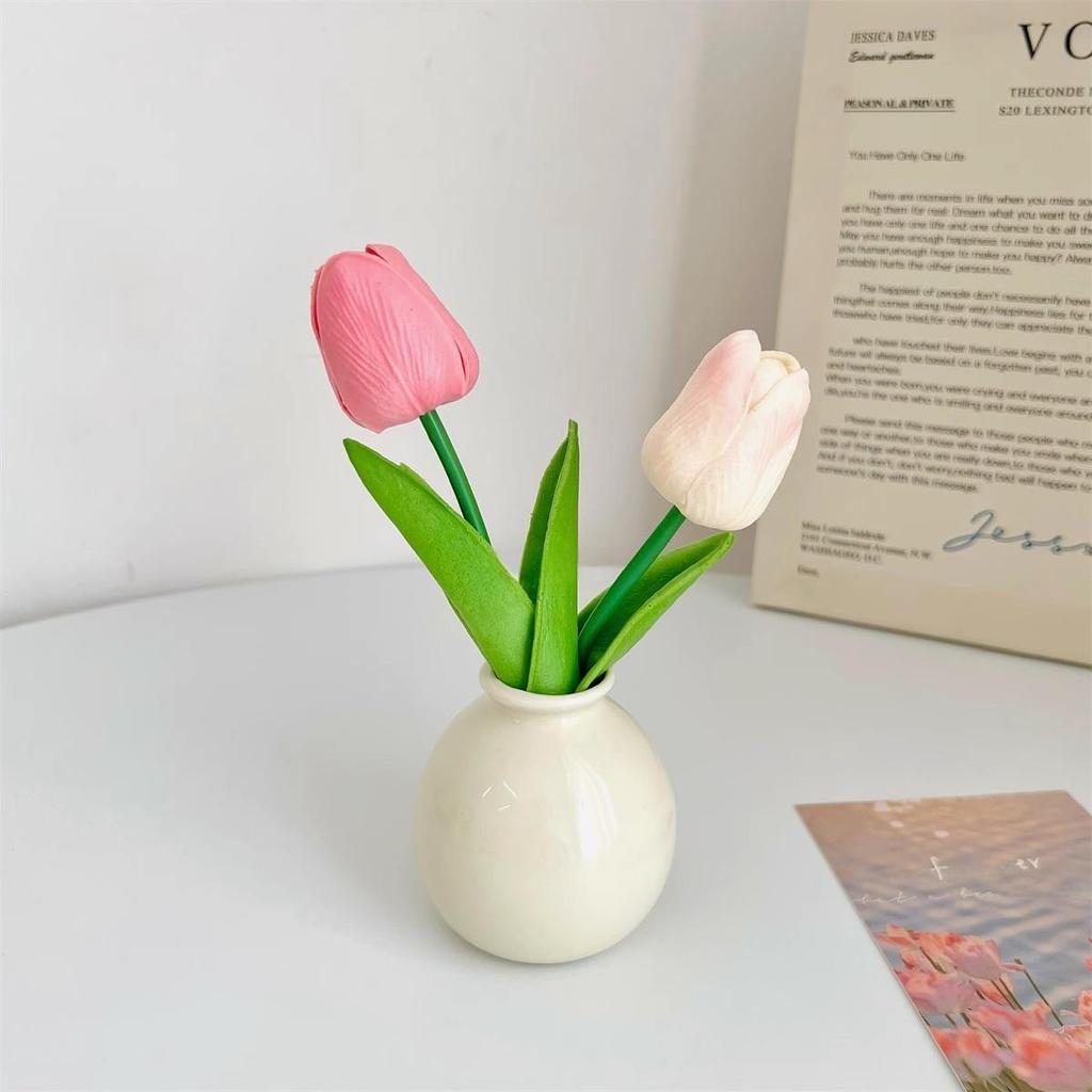 Stilvolles rundes Keramikvasen-Set mit künstlichen Trockenblumen für Schlafzimmer- und Wohnzimmerdekoration