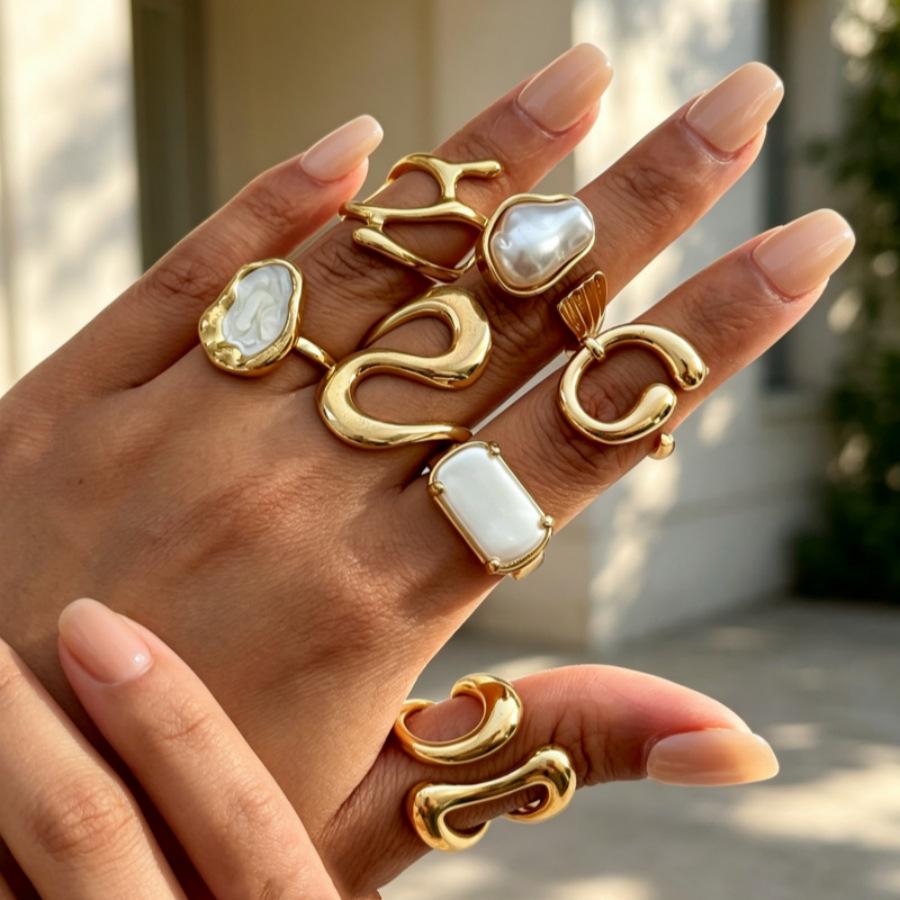 European and American sweet and cool ins style geometric baroque pearl ring set, personalized liquid metal glossy ring