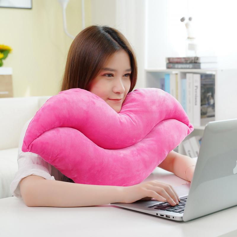Cuscini Decorativi a Forma di Labbra Rosse e Rosa Morbidi Giocattoli di Peluche Imbottiti Cuscino per Letto Divano Ufficio Cuscini Abbracciabili Creativi per Regali per Ragazze
