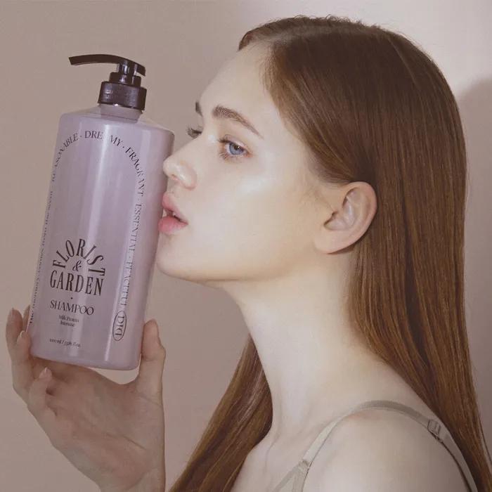 [Łagodzenie wypadania włosów/Szampon perfumowany] Intensywny szampon z proteinami mleka Florist Garden 500ml
