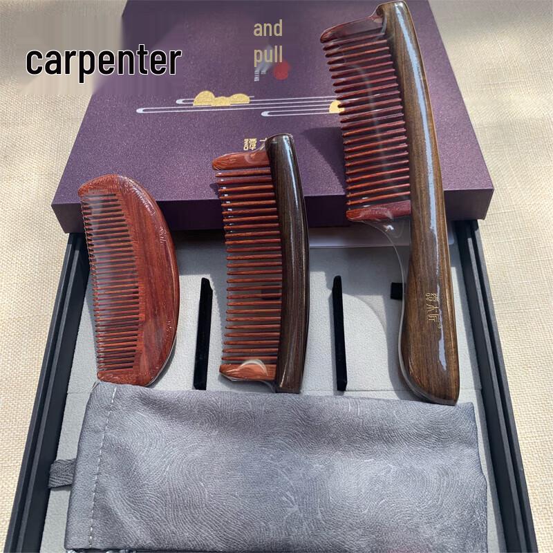 Подарочный набор деревянных расчесок Tan Mujiang