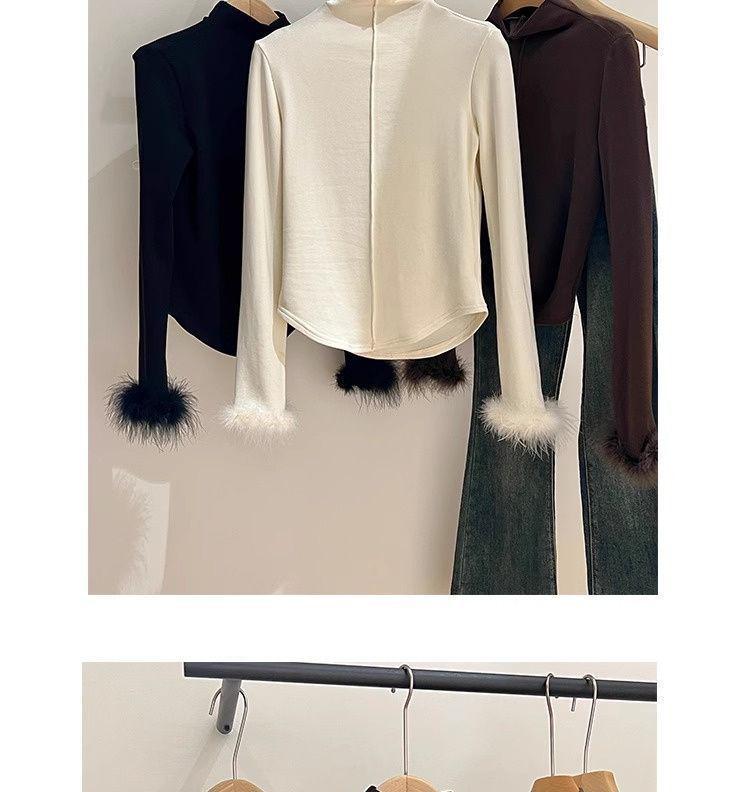 Women's Plus Size Thermal Fleece T-Shirt with Fuzzy Cuffs and Half-High Collar - Slim Fit, Long Sleeve for Autumn/Winter