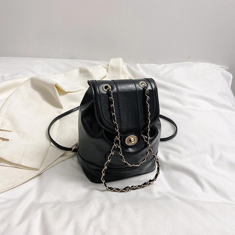 Trendy Women's Black Chain Backpack Stylish Casual Travel Bag For Everyday Use