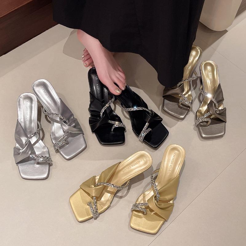 Fashion Women's Slippers Ladies Sandals on Word Tide Shoes Outside High Heel Off White Open Toe Slides Footwear Non Slip Trend Sandales