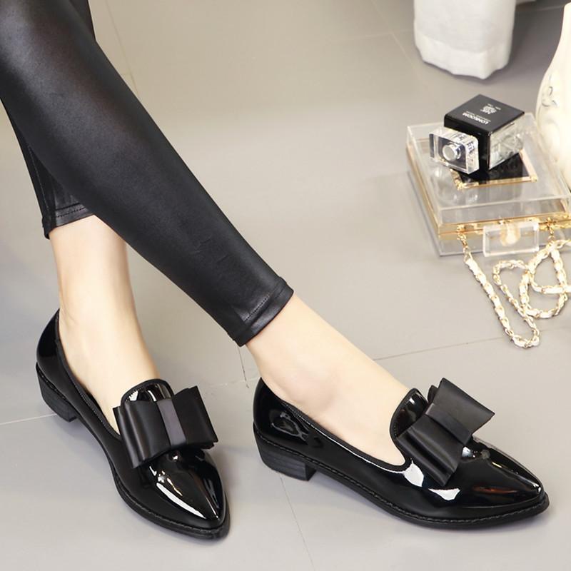New Women Loafers Bowknot Decorated Flat Shoes Pointed Toe Women Casual Casual Patent Leather Peep Toe Shoes