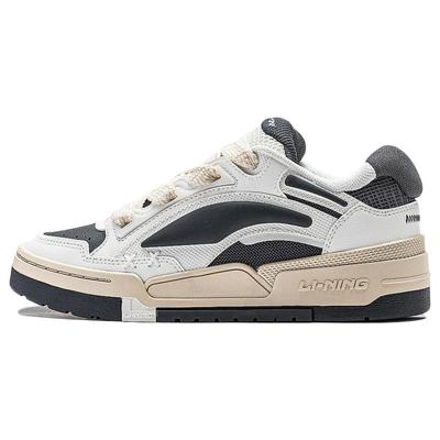 Obuwie męskie – Sneakersy