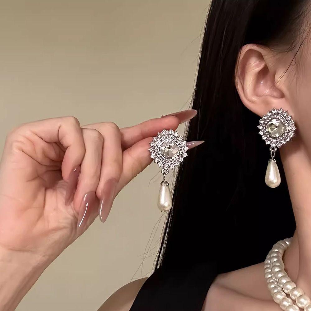 Rhinestone Bridal Jewelry Set Baroque Style Pearl Necklace Trendy Necklace Earring Set Girls