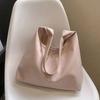 Stylish Large Capacity Women's Tote Bag 2023 Retro Trendy Shoulder Bag In Pu Leather